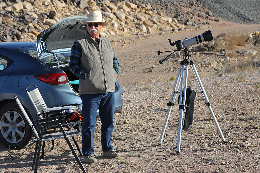 Waiting for the Annular Eclipse.